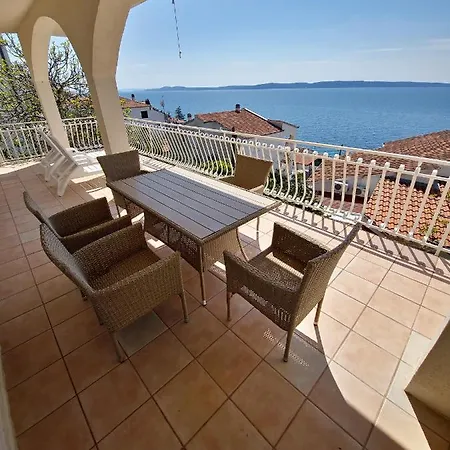 Appartement Cacija *