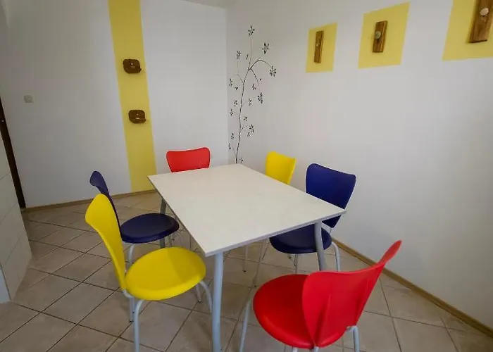 卡斯加公寓酒店 特罗吉尔